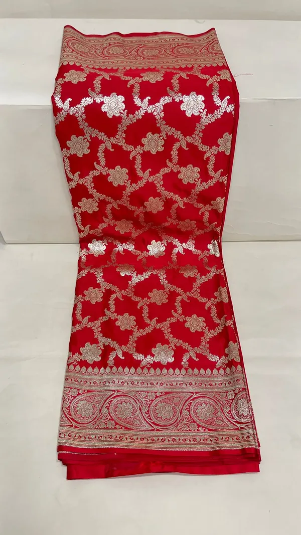 Humairah_Presents_Red_Satin_Silk_Silver_Zari_Boota_Jaal_with_Silver_Zari_Border_saree_and_Red_Blouse