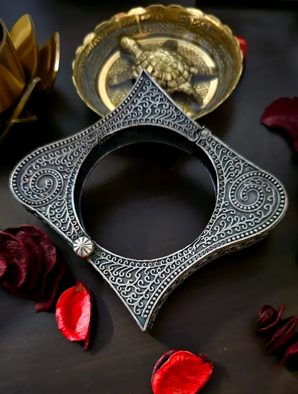 Antique_Silver_Polish_Brass_Bangle