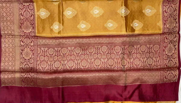 Humairah_Pure_Handloom_Gold_Dupion_Silk_Golden_Zari_Silver_Mina_Boota_Skirt_Maroon_Border_with_Floral_Kadiyal_Pallu_and_Maroon_Blouse
