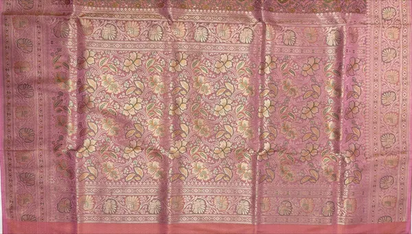 Humairah_Presents_Mauve_Katan_Silk_Tanchoi_Floral_Zari_Mina_Jaal_with_Banarasi_Floral_Minakari_Zari_Border_and_Big_Boota_Pallu_with_Mauve_Blouse