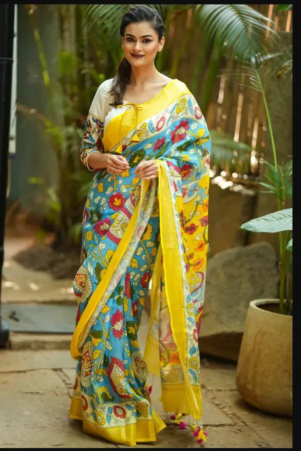 https://d1311wbk6unapo.cloudfront.net/NushopCatalogue/tr:f-webp,w-600,fo-auto/undefined_1690628434999_zshot4v3g3y6mxs.jpg__INDIAN LINEN SAREE