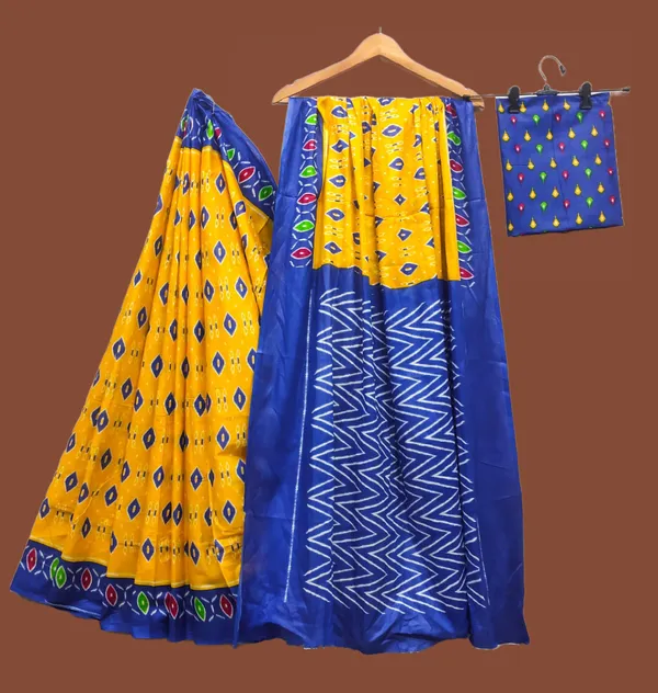 HANDICRAFT_WOMEN'S_Ikkat_PRINT_PURE_SOFT_COTTON_SAREE_WITH_BLOUSE_PIECE_With_Blouse_Piece