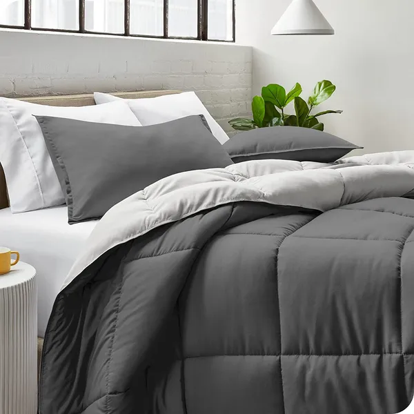 Luxurious_Ultra_Soft_Microfibre_All_Weather_220_GSM_Reversible_Double_Bed_Comforter_Blanket_Quilt_(90x100_Inches,_Light_and_Dark_Grey)