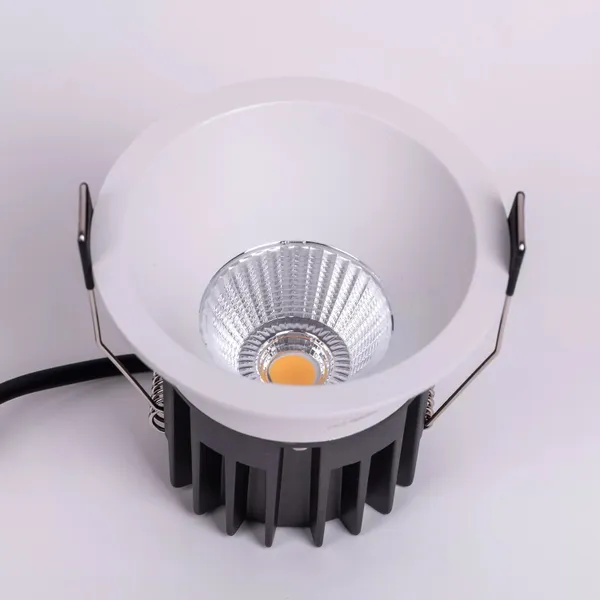 Deep_Series_Concealed_7_Watt_COB_Spotlight_Aluminium__WHITE__Body