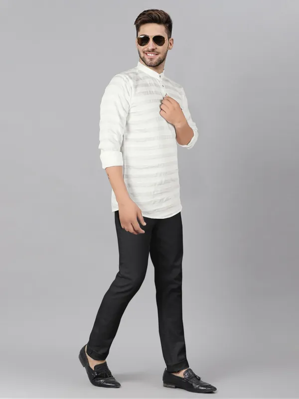 JB_Just_Black_Men's_Short_Kurta