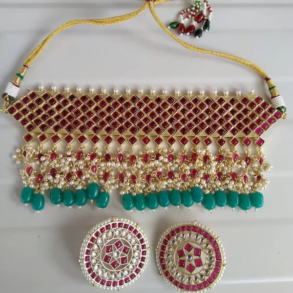 Kangna_Choker_Set_Red_&_Green_For_Women