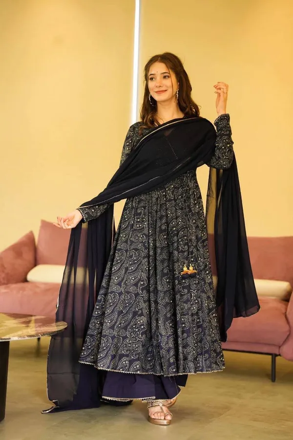 Rayon_Fully_Stitched_Ready_To_Wear_Anarkali