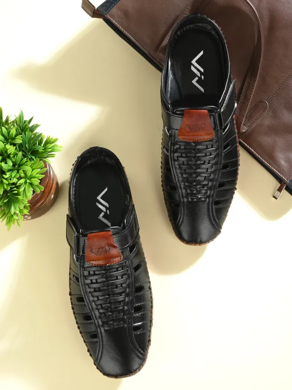 Backopen_Sandal_For_Men
