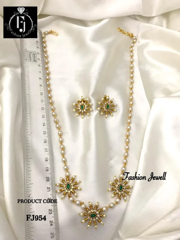 Elina_Statement_Kempu_Necklace_Set