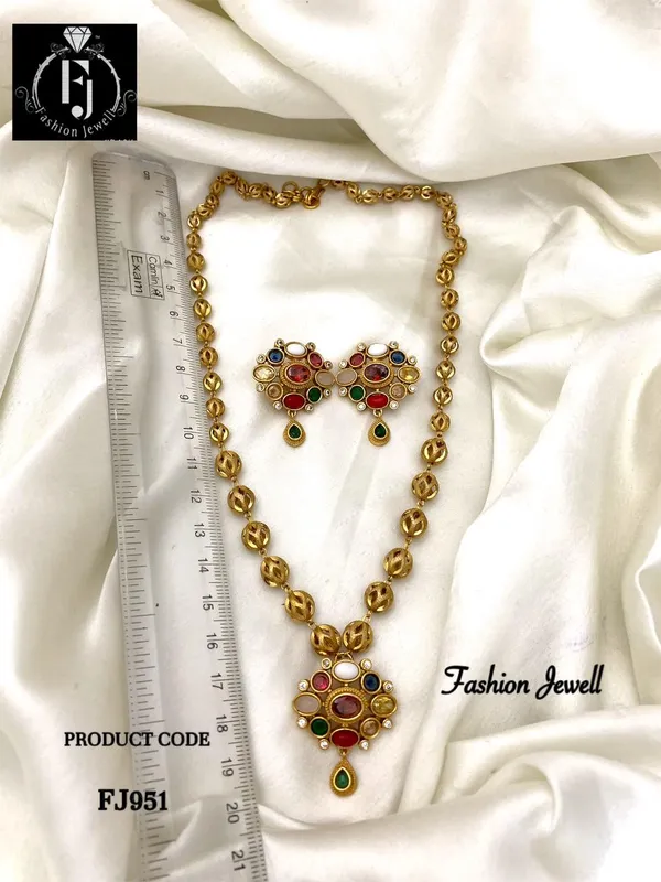 Jiya_Navratna_Design_Chain_Necklace_Set