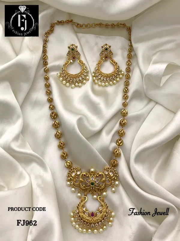 Shrani_Peacock_Chain_Necklace_Set