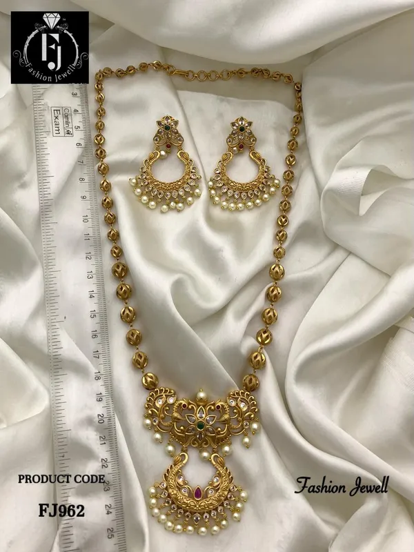 Shrani_Peacock_Chain_Necklace_Set