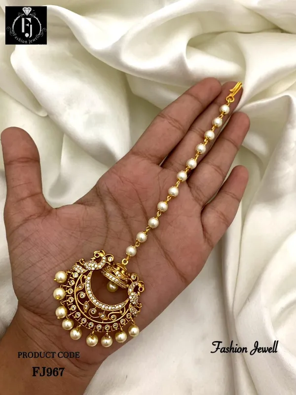 Naishi_Antique_Maang_Tikka