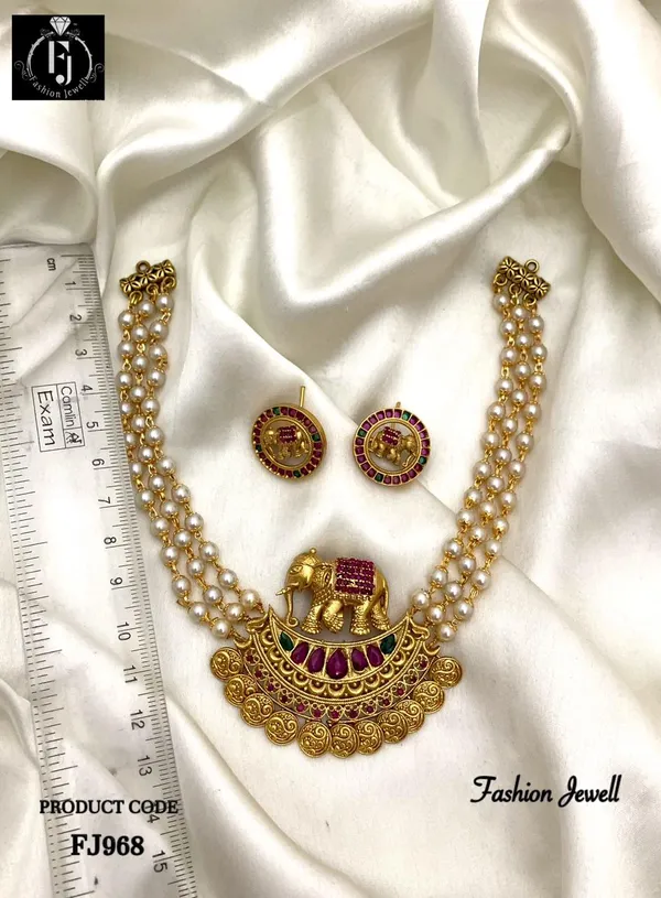 Elephant_Design_Statement_Choker_Set