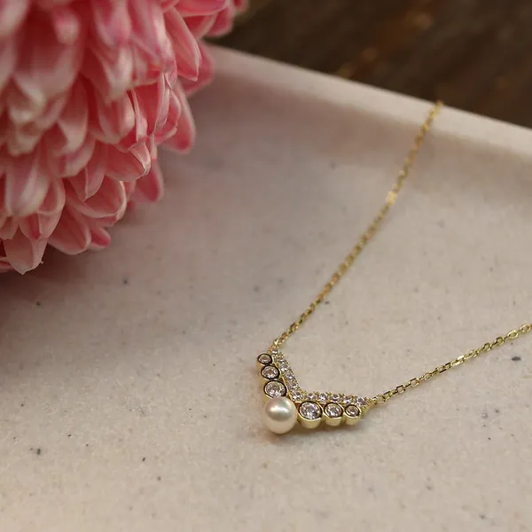 unique_Rose_Gold_Plated_Pendant_Chain_For_Womens