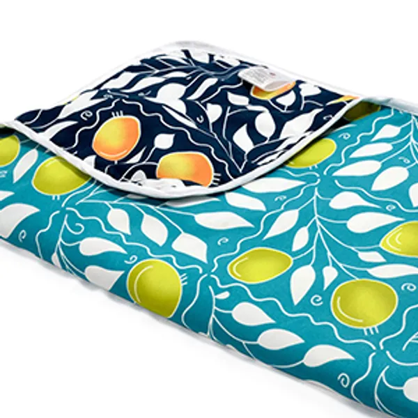 Floral_Double_Dohar_for_Mild_Winter_(Polyester,_Green_and_Navy_Blue)