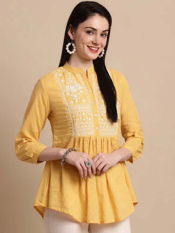 Yellow_Cotton_Embroidered_Flare_Style_Short_Kurti