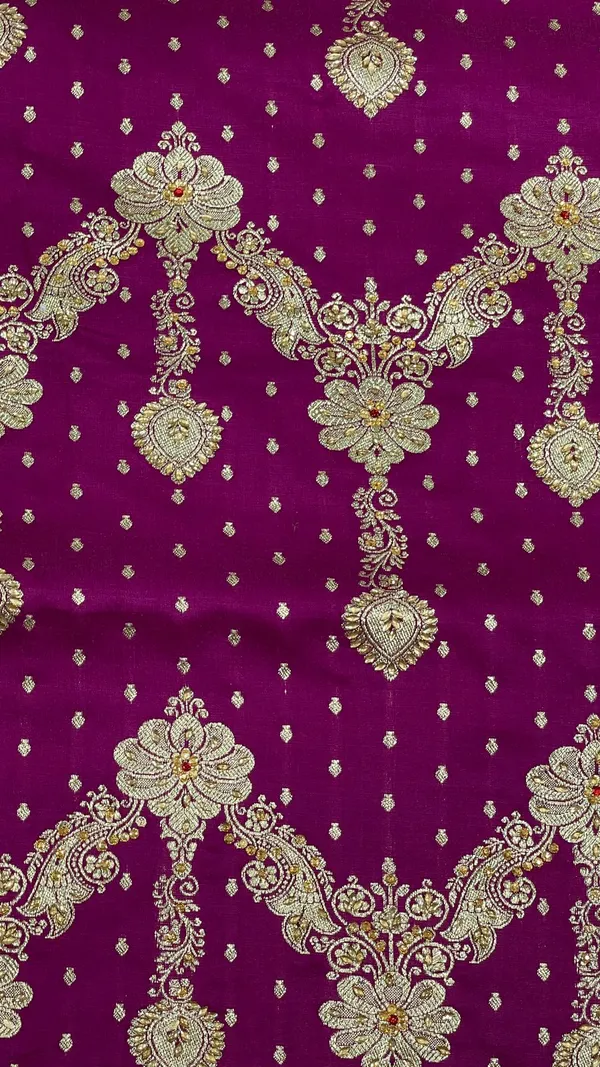 Humairah_Presents_Purple_Stone_Work_Golden_Zari_Zig-Zag_Stripe_Booti_Jaal_with_Floral_Heavy_Pallu_Zari_Border_with_Purple_Blouse_Banarasi_Saree_JA45_HW