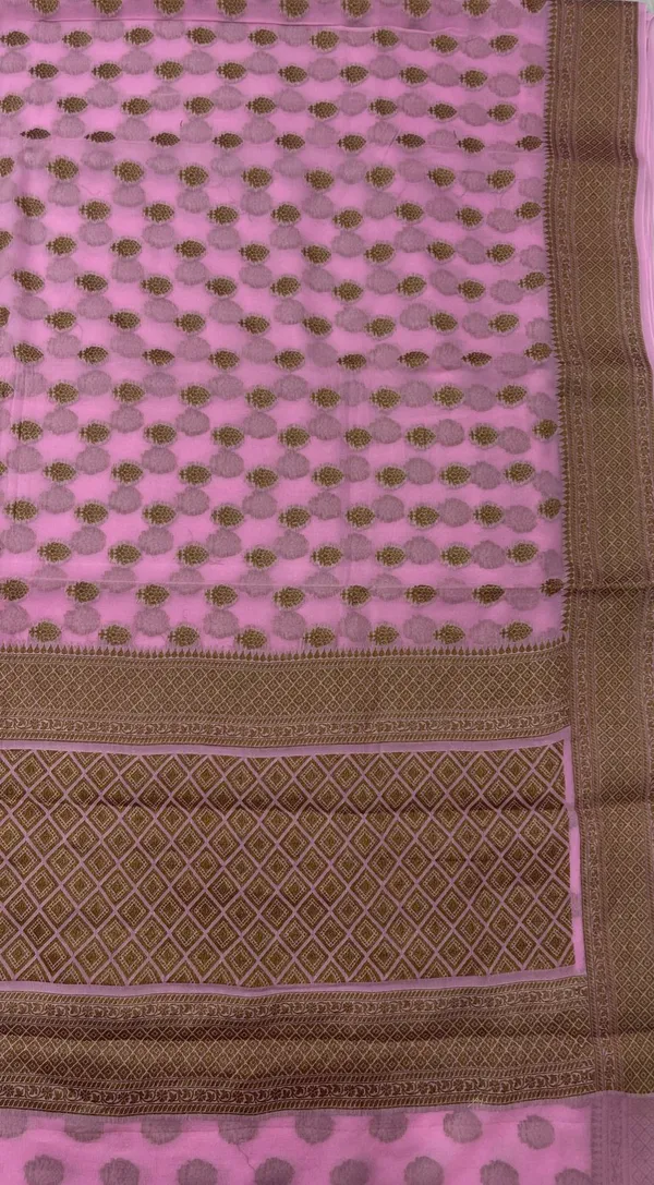 Humairah_Presents_Pure_Handloom_Baby_Pink_Chiffon_Copper_Zari_Booti_and_Banarasi_Copper_Zari_Border_and_Pallu_with_Pink_Blouse