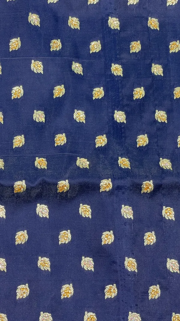 Humairah_Presents_Navy_Blue_Stone_Work_Golden_Zari_Chunri_Booti_with_Contrast_Magenta_Alfi_Boota_Pallu_Zari_Border_With_Magenta_Blouse_Banarasi_Saree_JA27_HW