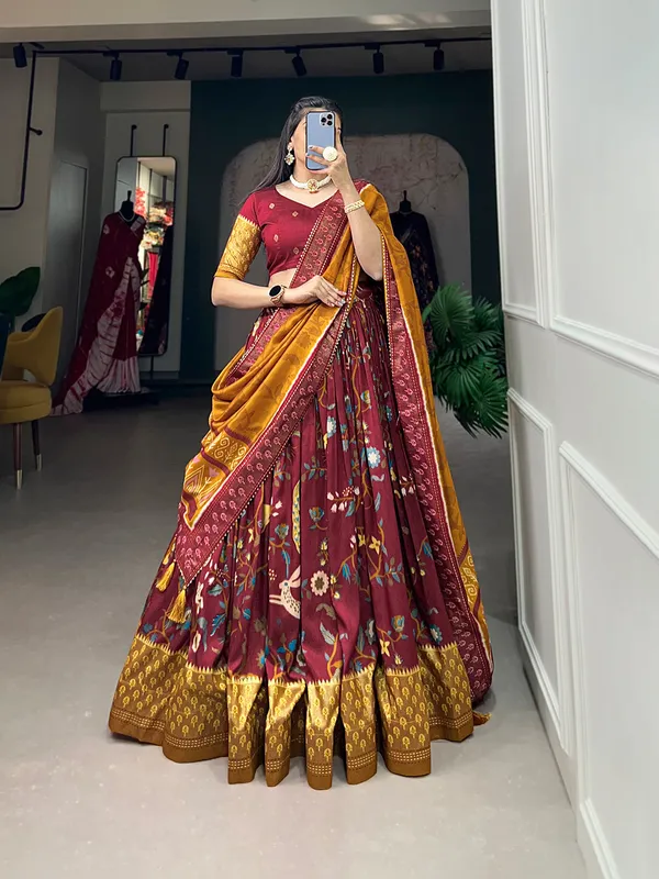 Maroon_Premium_&_Elegant_Dola_Silk_Lehenga_Choli_For_Women