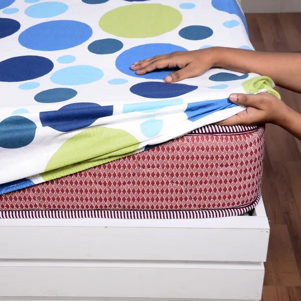 Divine_Casa_Cotton_Blend_Polka_Dot_Bedsheet_for_Double_Bed_with_Elastic_Fitted_Sheet_with_2_Pillow_Cover,_Blue_Grotta