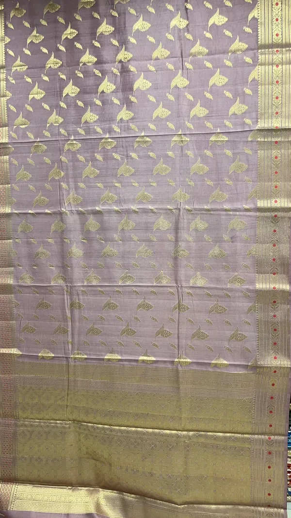 Humairah_Pure_Handwoven_Mauve_Chiniya_Silk_Gold_Floral_Zari_Booti_with_Minakari_Zari_Border_Banarasi_Saree_and_Mauve_Blouse_piece