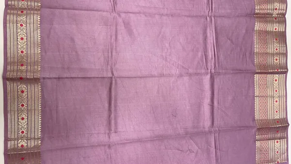Humairah_Pure_Handwoven_Mauve_Chiniya_Silk_Gold_Floral_Zari_Booti_with_Minakari_Zari_Border_Banarasi_Saree_and_Mauve_Blouse_piece