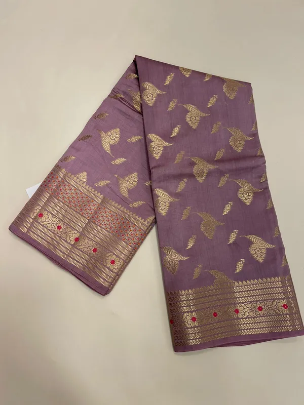 Humairah_Pure_Handwoven_Mauve_Chiniya_Silk_Gold_Floral_Zari_Booti_with_Minakari_Zari_Border_Banarasi_Saree_and_Mauve_Blouse_piece