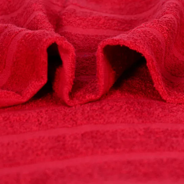 Pack_of_2_Red_and_Navy_Solid_250_GSM_100%_Cotton_Bath_Towels