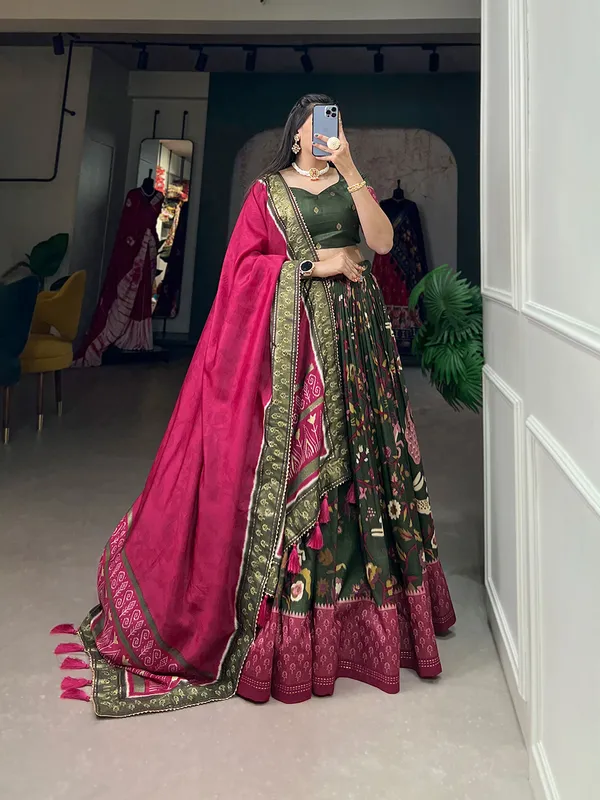 Green_Premium_&_Elegant_Dola_Silk_Lehenga_Choli_For_Women
