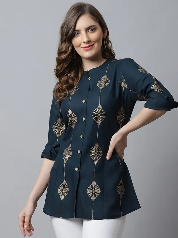 Turquoise_Viscose_Printed_Short_Kurti_Teal_Blue