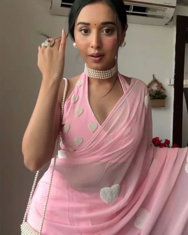 Calm_Pink_Color_1-Minute_Ready_To_Wear_Georgette_Saree_With_Thread_Gamthi_Work_-_Heart