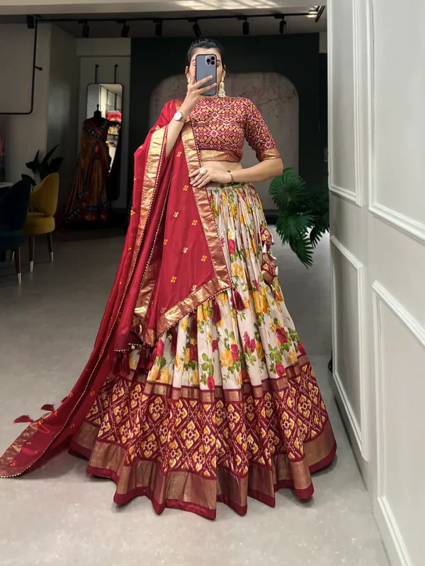 Red_Premium_&_Elegant_Dola_Silk_Lehenga_Choli_For_Women