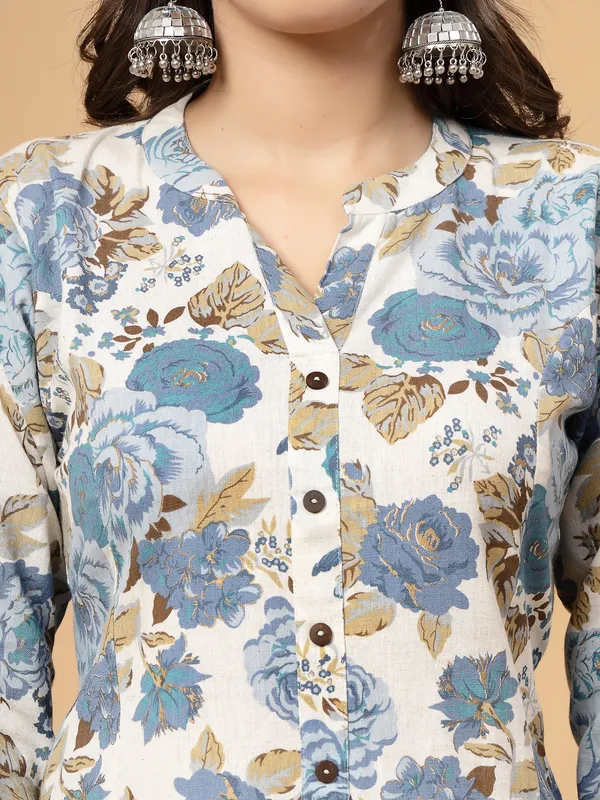 Sky_Blue_Cotton_Floral_Printed_A-line_Kurta