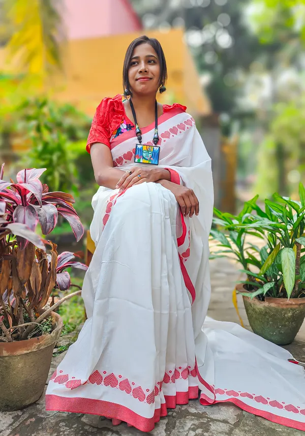 White_Love_Khadi_Cotton_Handloom_Saree