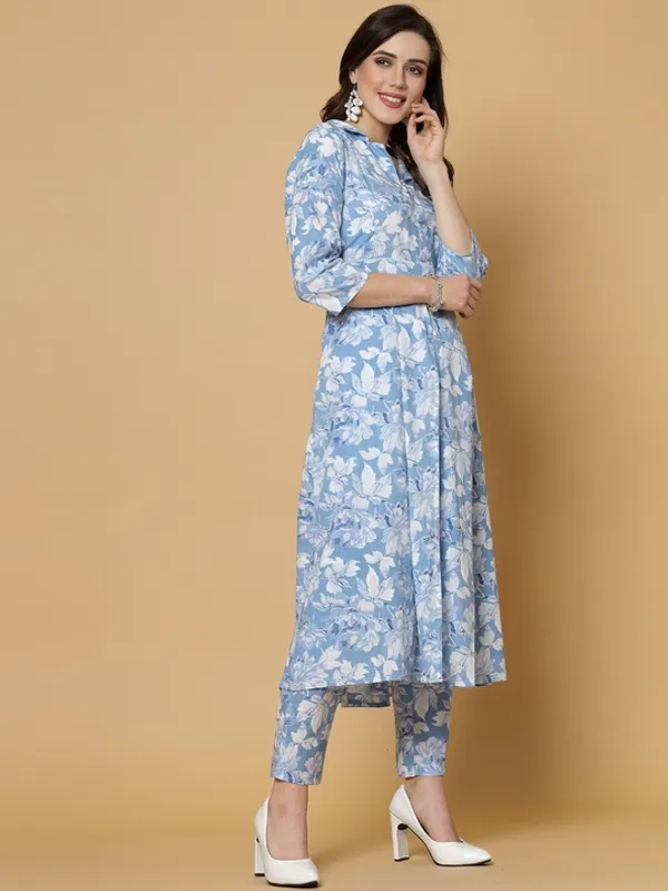 Blue_Cotton_Premium_Floral_Print_Kurta_Pant_Set_For_Women