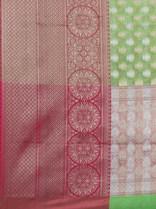 Green_Kanchi_Silk/Brocade_Banarasi_Sarees_For_Women