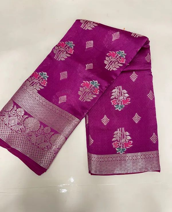 Humairah_Pure_Handloom_Purple_Dupion_Silk_Silver_Zari_Mina_Floral_Boota_Skirt_Silver_Zari_Border_with_Floral_Kadiyal_Pallu_and_Purple_Blouse