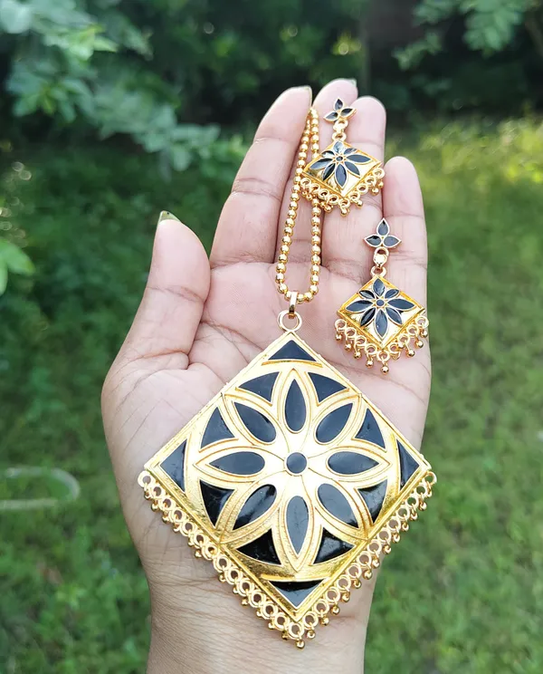 Assamese_Traditional_Black_Colour_Chain_Jewellery_Set_For_Women_&_Girl