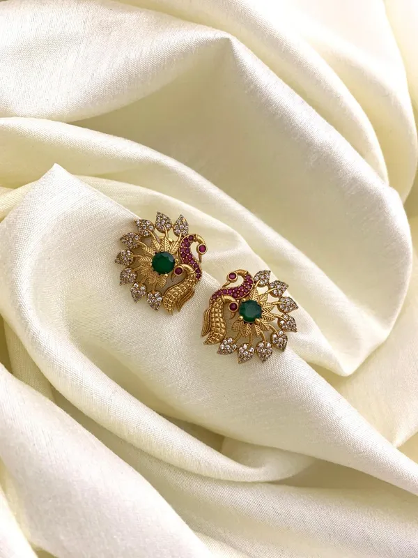 ARYA_ANTIQUE_EAR_STUD