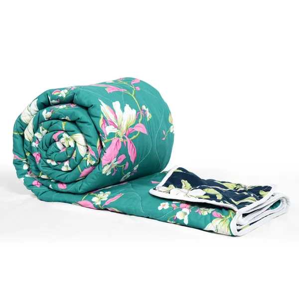 Printed_Single_Comforter_for_Mild_Winter_(Polyester,_Dark_Green,_Dark_Blue)