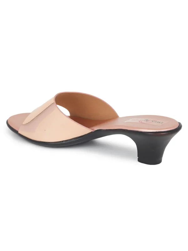 Shining_Strap_Heels_(Sultan)