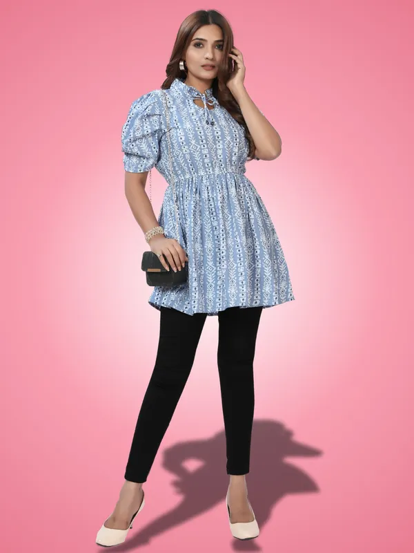 Sky_Crepe_Floral_Solid_Casual_Wear_Western_Ruffle_Neck_Tops