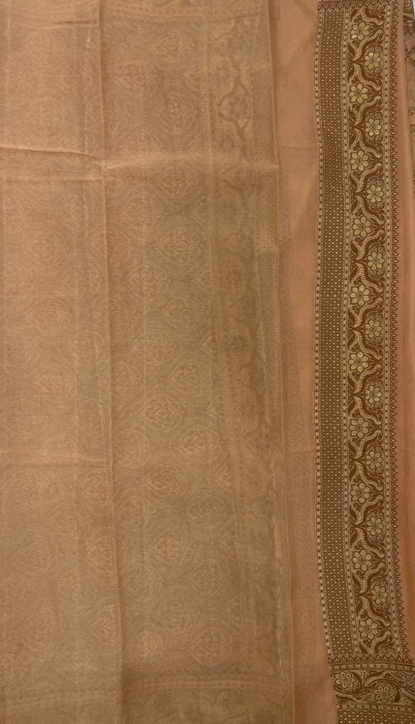 Humairah_Presents_Pure_Handwoven_Cream_Chiffon_Kadiyal_Copper_Zari_Jaal_and_Resham_Mina_Zari_Boota_Pallu_with_Cream_Blouse