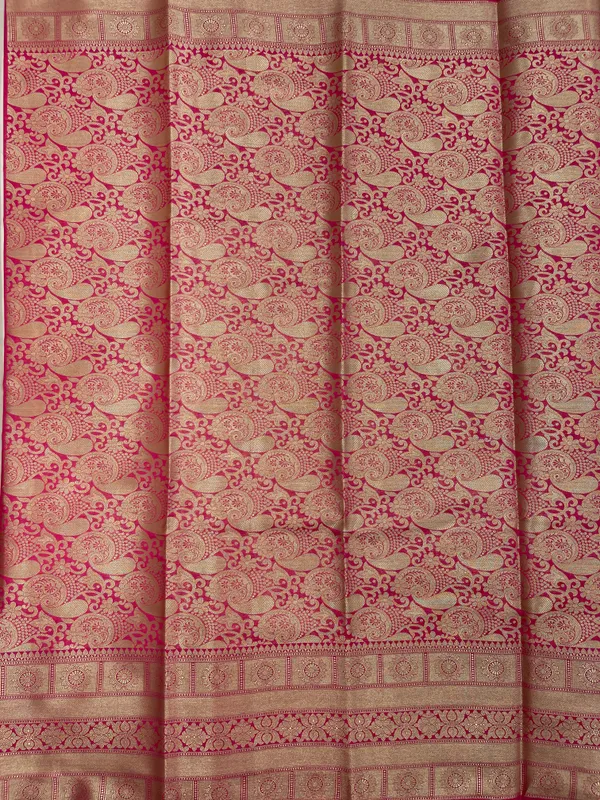 Humairah_Presents_Black_Katan_Silk_Golden_Zari_Chunri_Booti_with_Contrast_Pink_Paisley_Pallu_and_Skirt_Zari_Border_with_Pink_Blouse