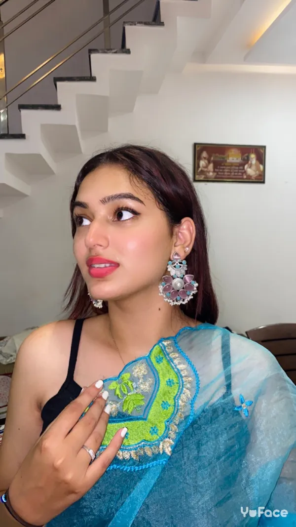 Oxidized_stylish_attractive_big_earrings_with_pink_kundan_work_for_festive_or_party_wear