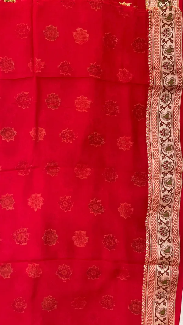 Humairah_Presents_Pure_Handloom_Red_Chiffon_Resham_Zari_Chunri_Mina_Booti_with_Dual_Mina_Resham_Zari_Boota_Anchal_and_Floral_Zari_Border_with_Red_Blouse