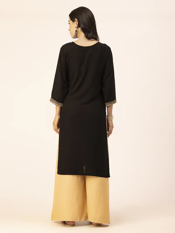Black_Rayon_Women_Kurta,_Golden_Embroidery_&_Sequence_Work