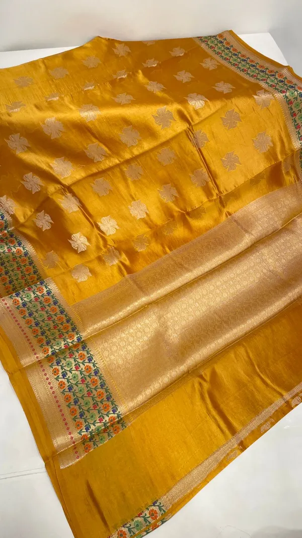 Humairah_Pure_Handloom_Gold_Dupion_Golden_Swastik_Zari_Booti_Skirt_Floral_Mina_Border_with_Floral_Jaal_Pallu_and_Gold_Blouse